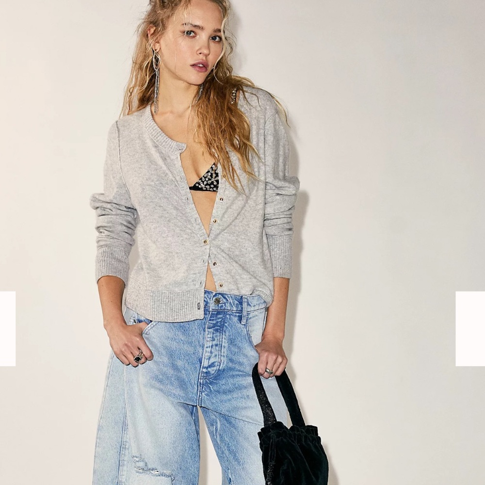 Nocturnal Solid Cashmere Cardi